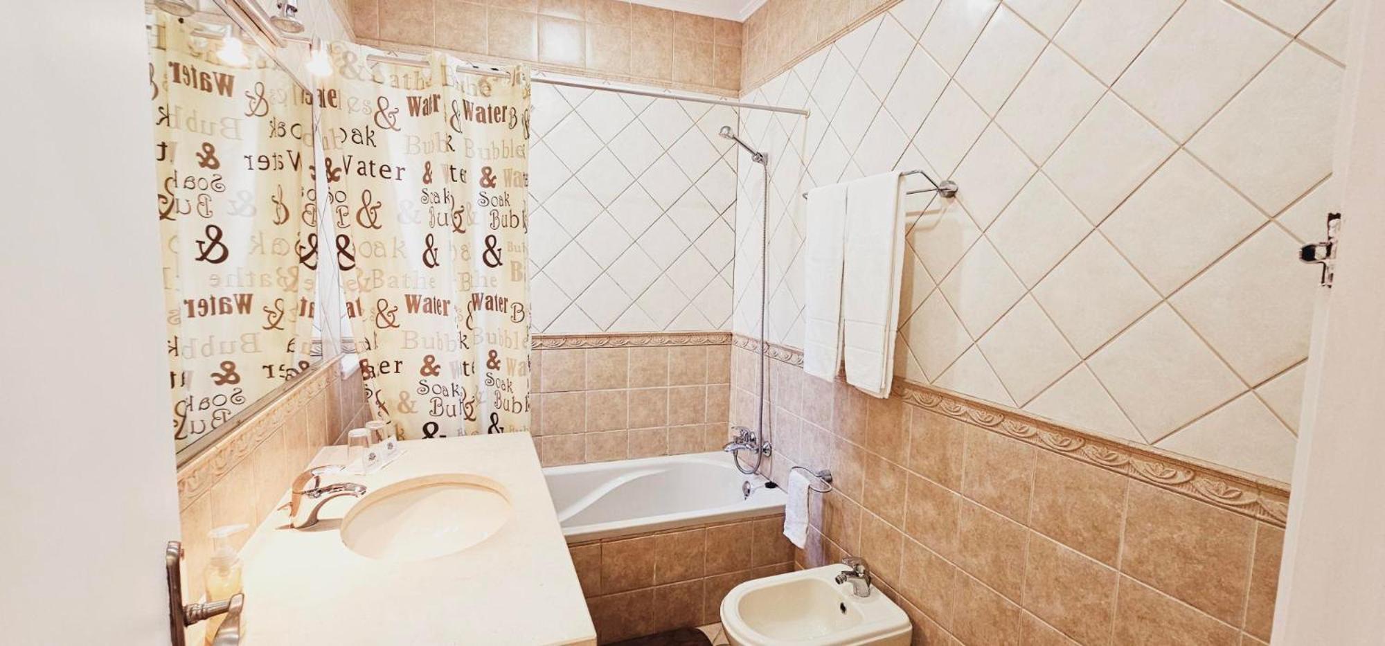Lemon Tree Relaxing Guesthouse Lagos Exterior foto